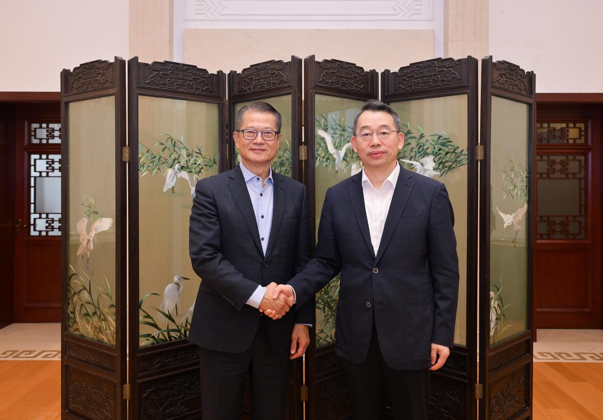 財政司司長陳茂波結束南京訪問返港