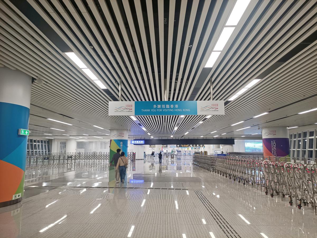 內地中秋假運輸署籲預早規劃跨境行程