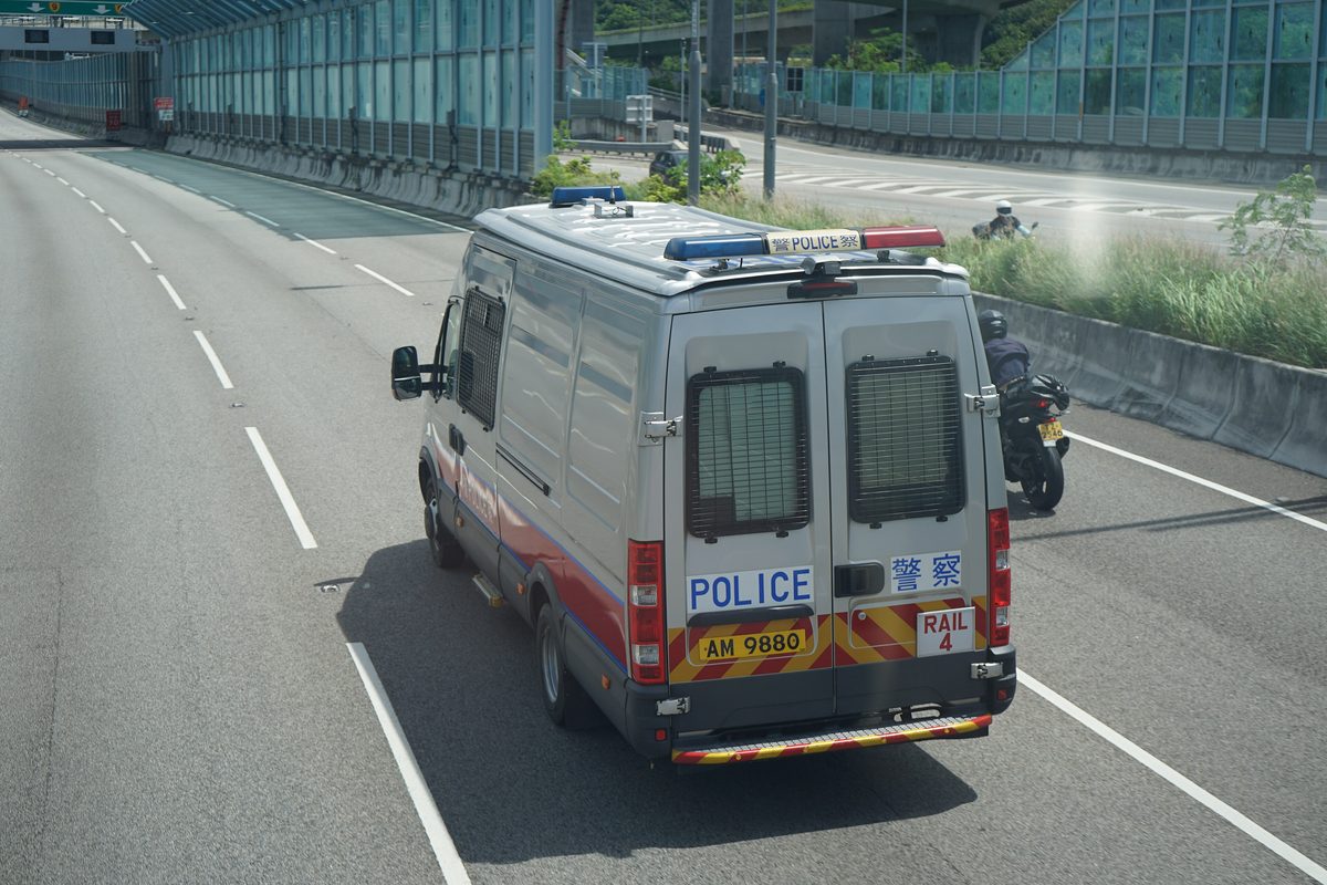 打鼓嶺金屬架跌落貨車釀交通癱瘓